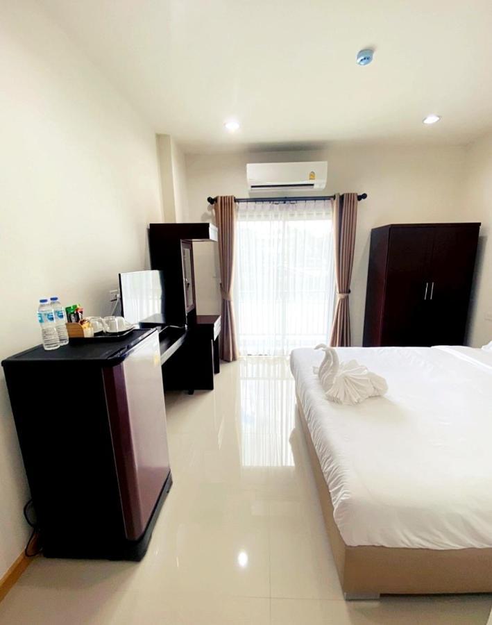 Re Riva Daire Bangkok Dış mekan fotoğraf